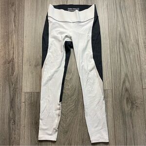 Outdoor Voices Tech‎ Sweat 7/8 Zoom Leggings Black White Tan Colorblock
